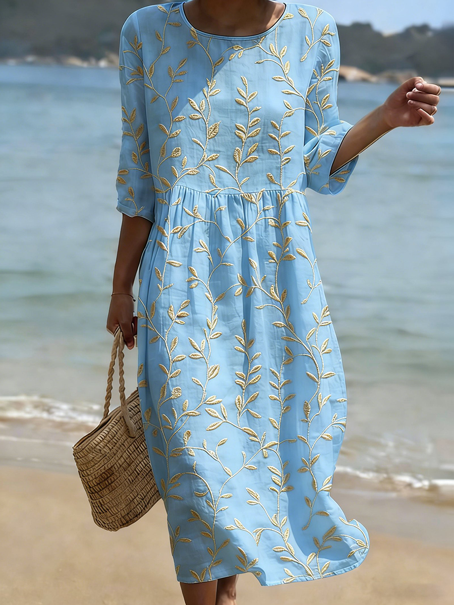 Women's linen blend shirt with round neckline and botanical print, elbow-length sleeves