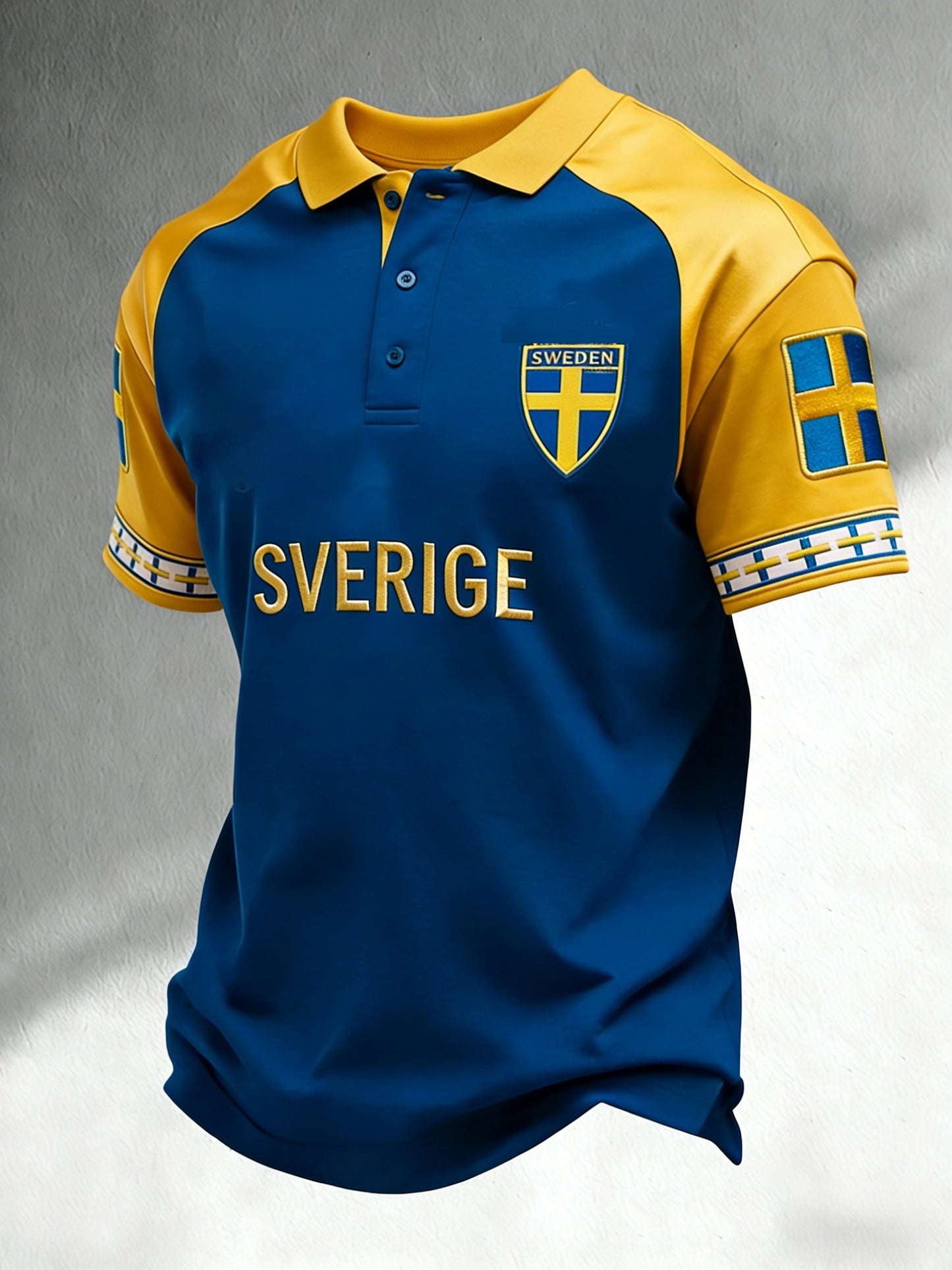 Retro svensk fotbollsflagga emblem avslappnad pikétröja med korta ärmarna