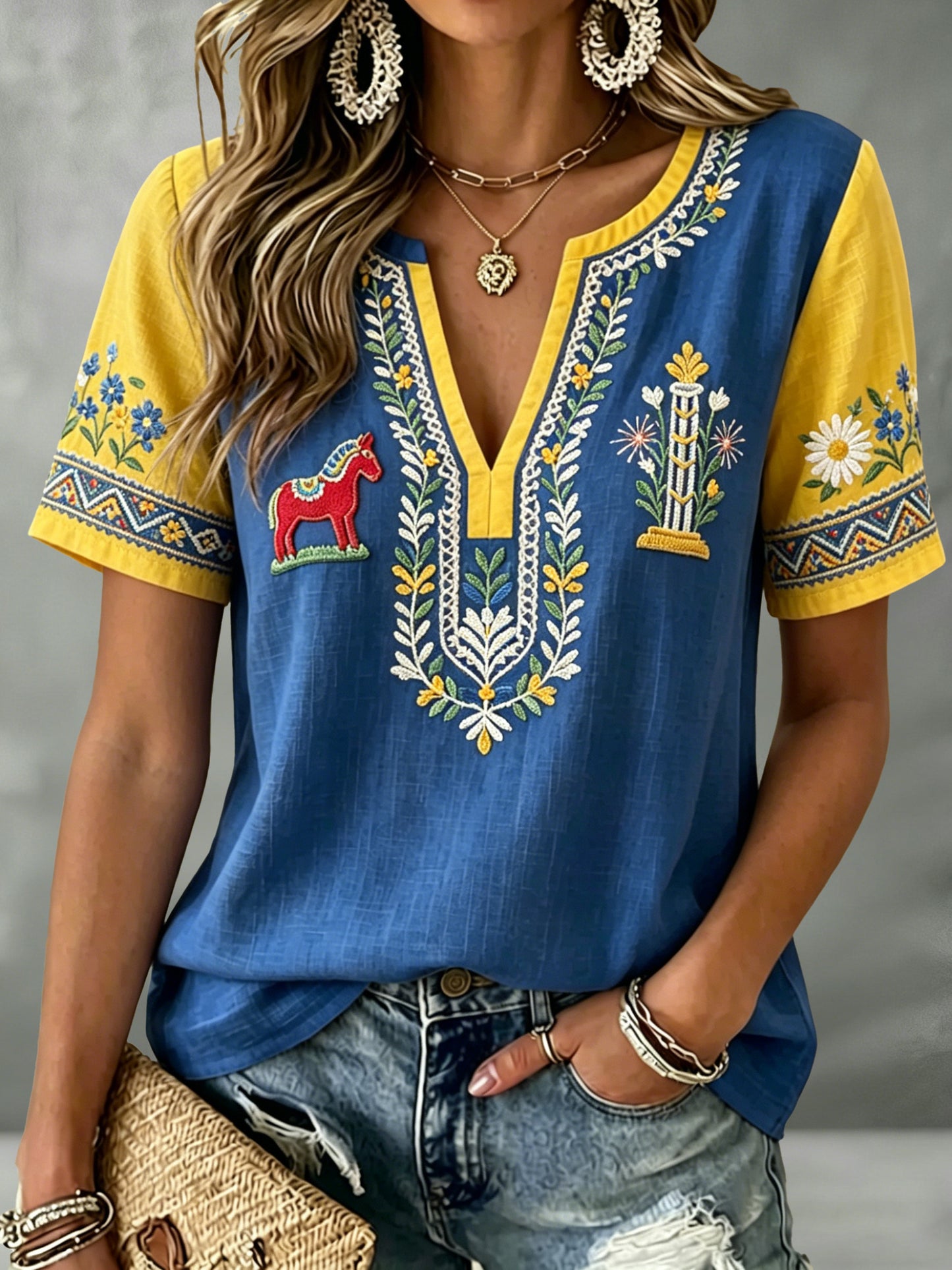 Ladies Swedish Midsummer Festival Souvenir Art Print T-Shirt
