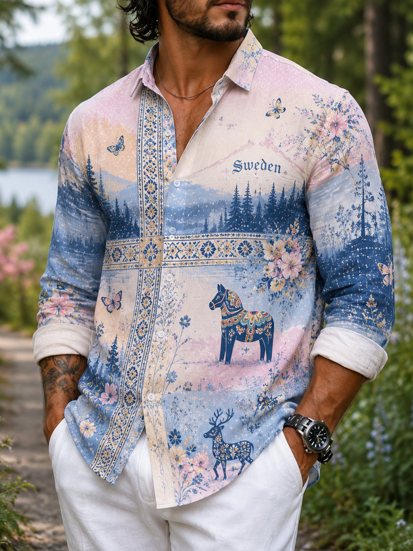 Herrskjorta med konsttryck som hyllar den svenska midsommarfesten, långärmad
