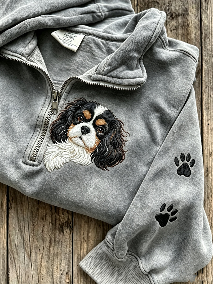 Kvinnors kikande kung Charles Dog & Paw Prints Skriv Zip Up Sweatshirt