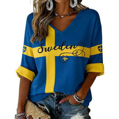 Women's jersey with a printed pattern and V-neck