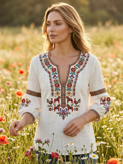 Women's vintage-style blouse, inspired by the Swedish Midsummer tradition, in cotton and linen fabric