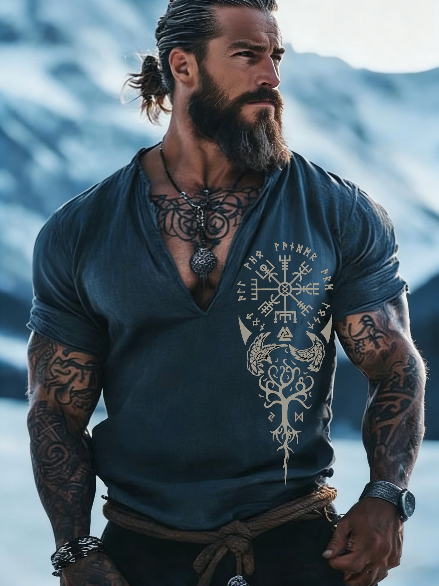 Mäns svenska Viking-tema Print V-Hack T-shirt