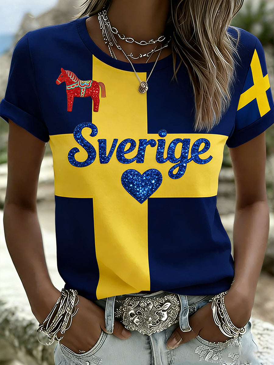 Women's Retro Swedish Midsummer Art Print Casual T-Shirt