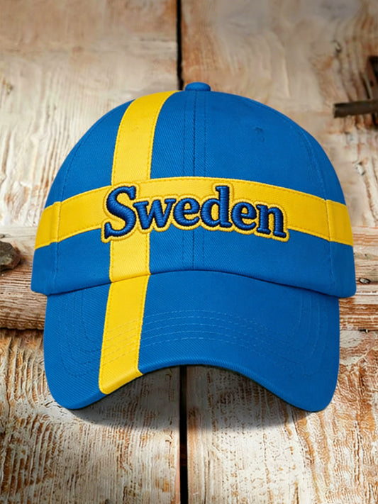 Embellished hat with colour-blocked print