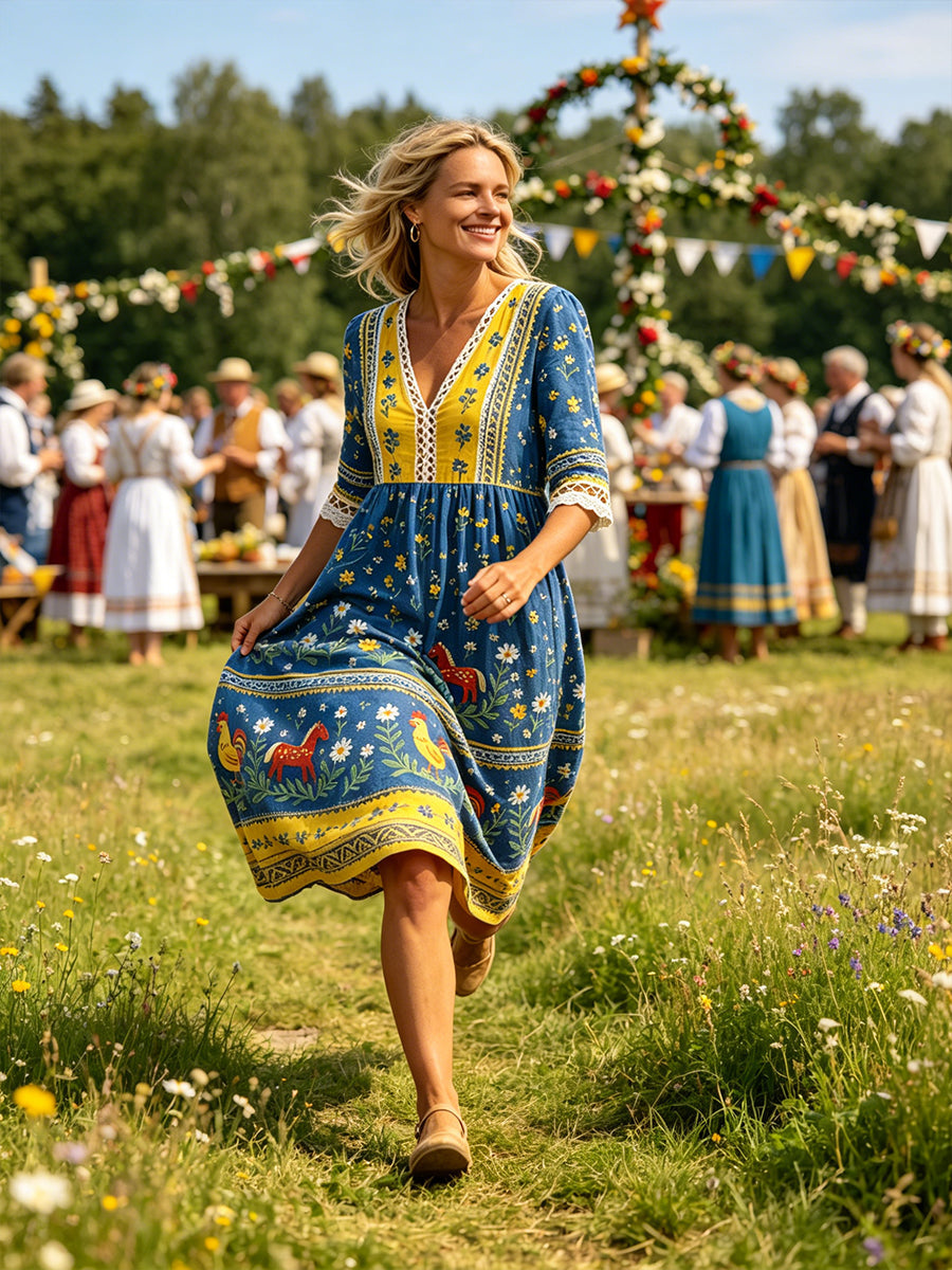 Kvinnlig ledig klänning med tryck på temat midsommarfest