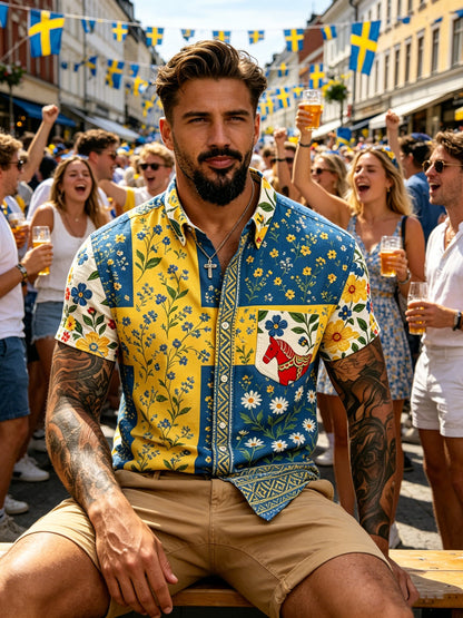 Herrtröja med korta ärmar och konstprint som hyllar den svenska midsommarfesten