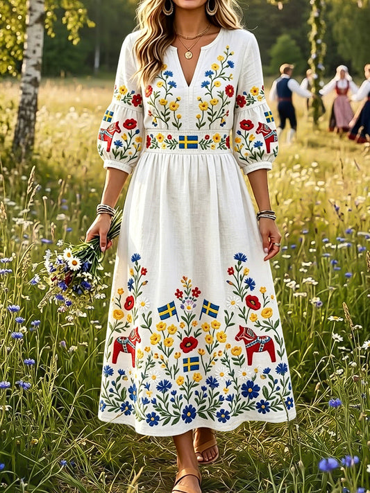 Women's vintage-style cornflower print V-neck dress