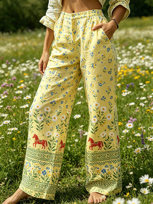 Ladies' midsummer-style necktie with floral pattern, casual style
