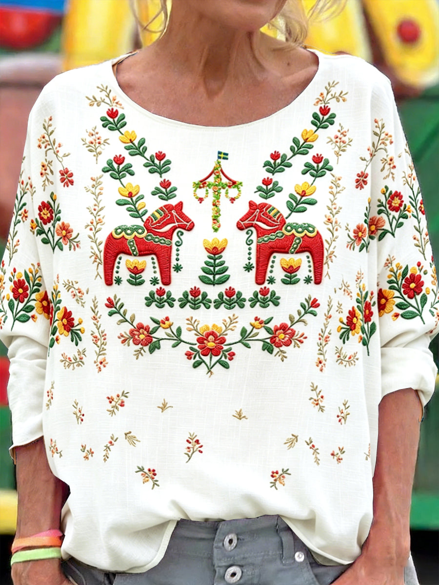 Dams vit svensk midsommar-Dalahästtryckt casual t-shirt med långa ärmar