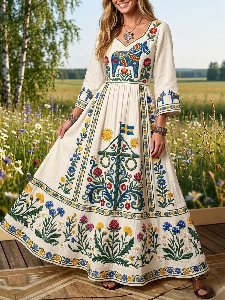 Dams retro svensk midsommarfolkdräkt i bomull-linne med blommönster