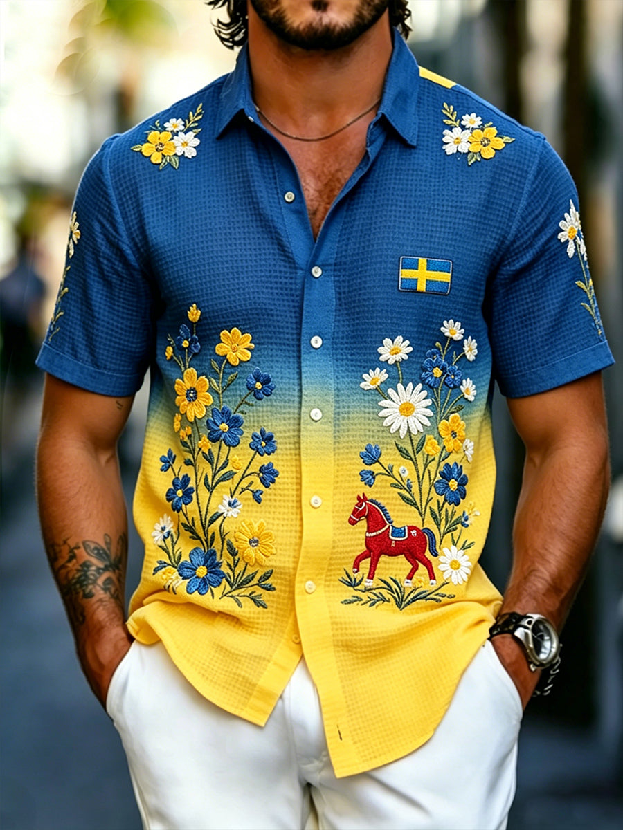 Herrmidsommarskjorta med blommönstrad gradering och korta ärmar