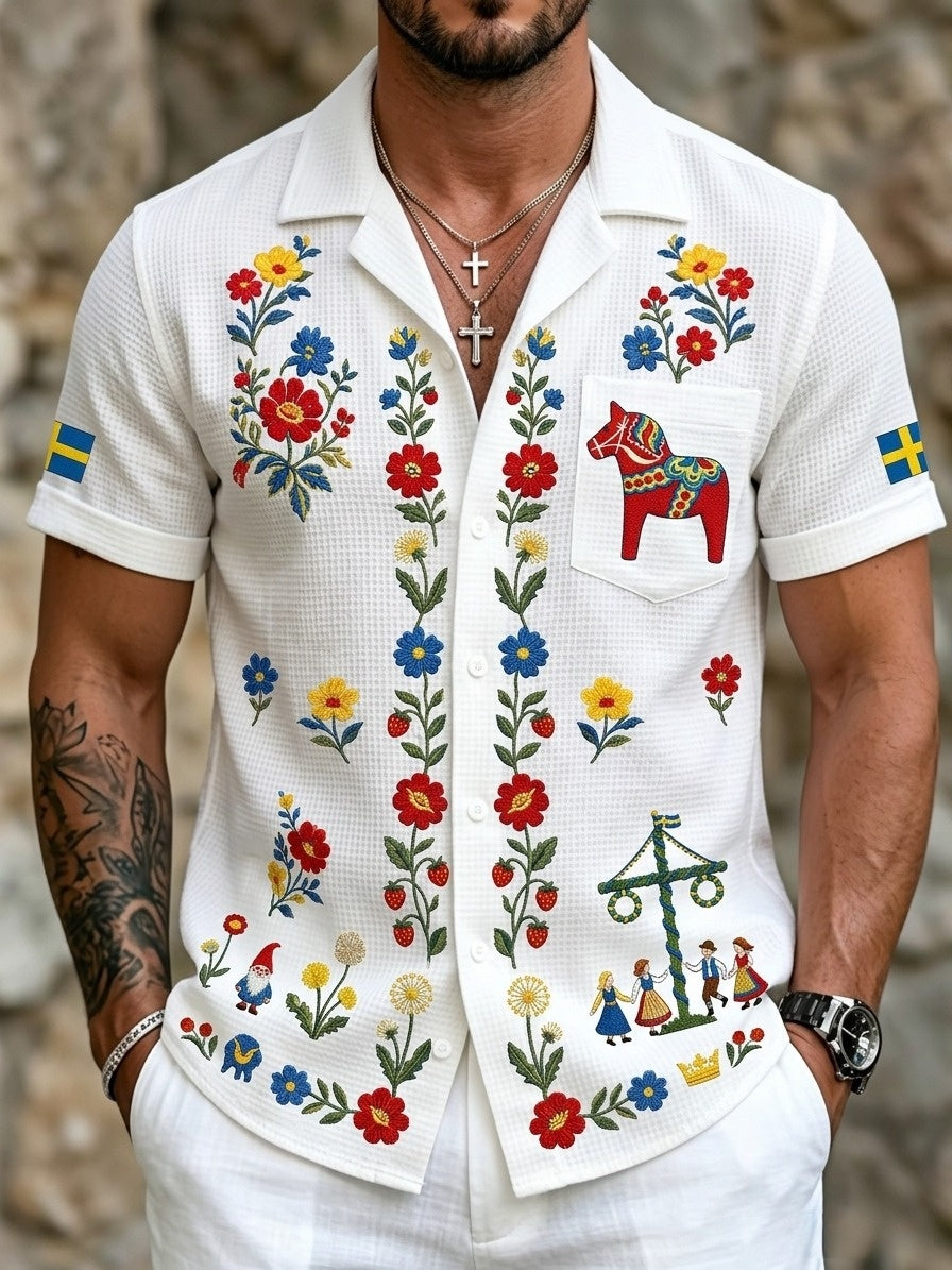 Herrretro svensk midsommarfolkblommig våffeltröja med korta ärmar