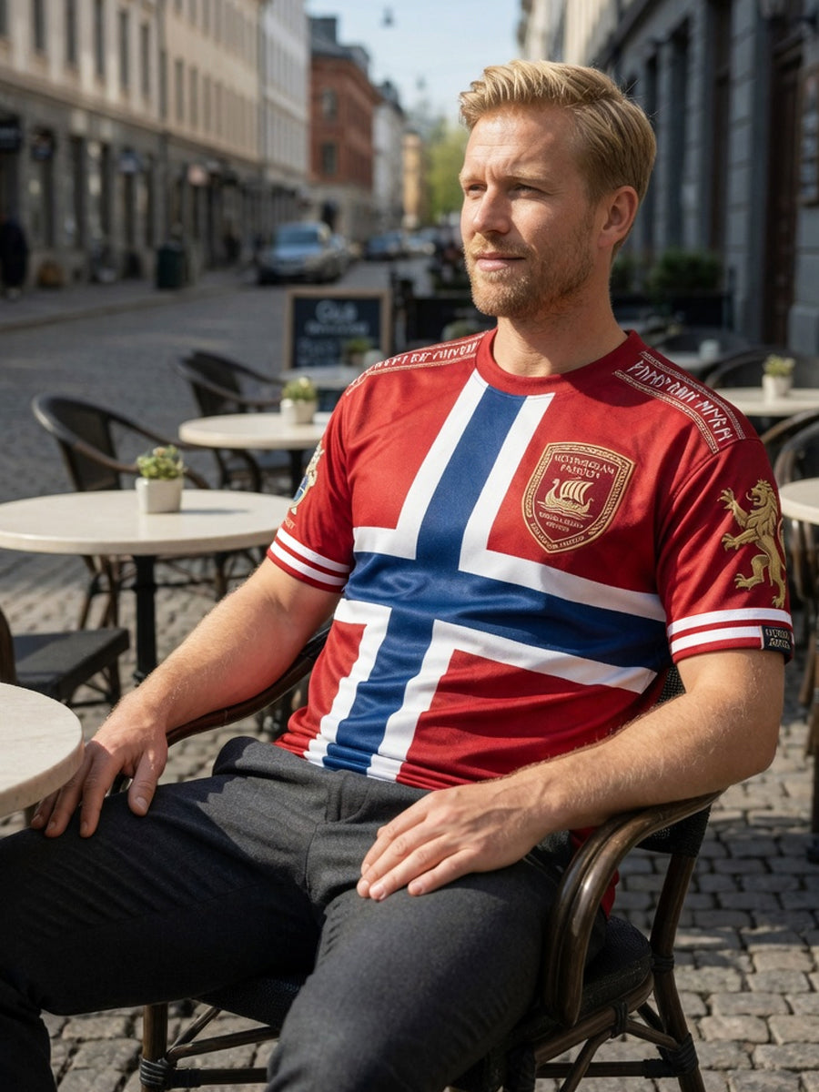 Retro Norwegian Football Fan Everyday T-Shirt
