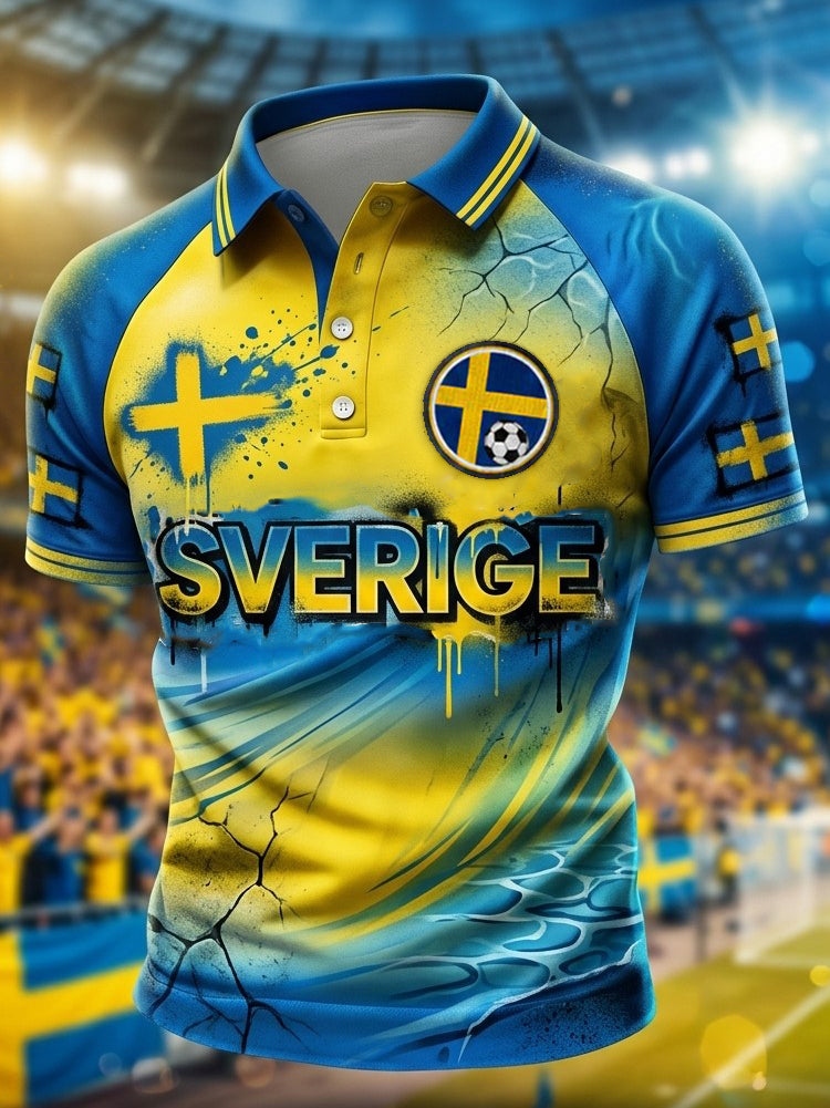 Herrpolskirt med retrotryck för svenska fotbollssupportrar 2026