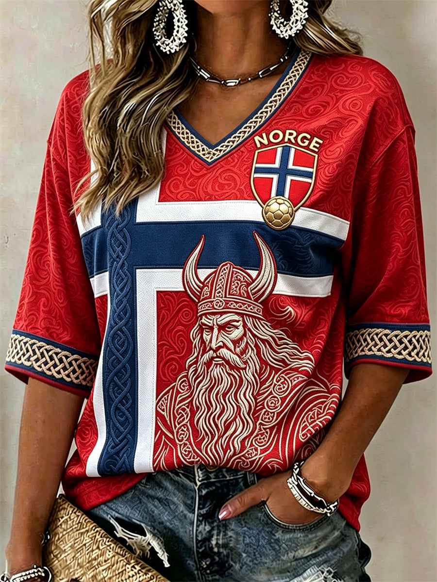 Kvinner Norge Fotball Vikingkriger Keltisk knute Flaggetrykk Midtlange ermer V-utringning T-skjorte