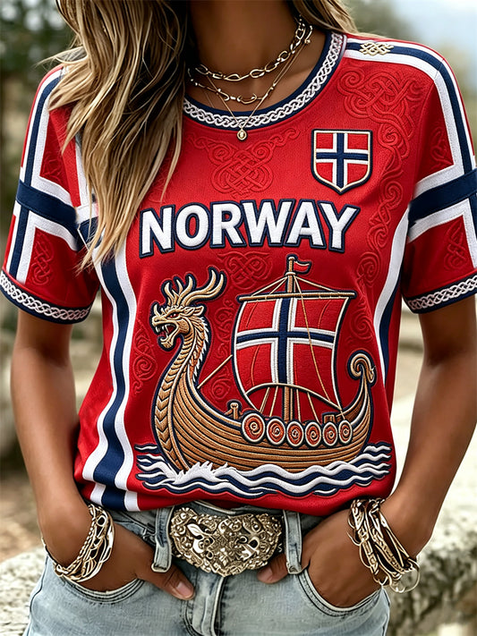 Damelag med nordisk vikingskips- og keltisk knuteflaggtrykk, t-skjorte med kortermet