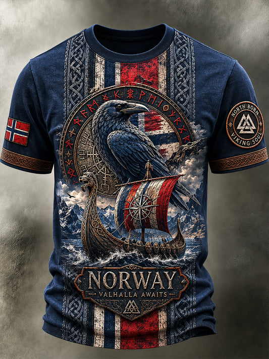 Uformelt T-skjort med vintage norsk viking- skandinavisk-nordisk stil kunsttrykk