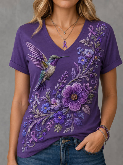 Kvinnors lila blommor & Hummingbird Skriv ut Alzheimers medvetenhet Stöd V-Neck Tee