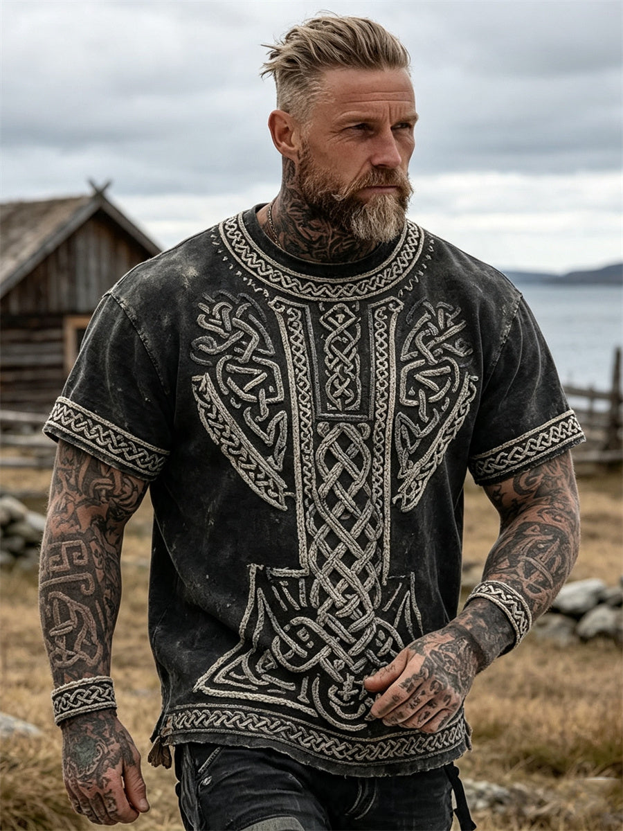 Mansvintage t-shirt med korta ärmarna och tryck av vikingarnas keltiska knut