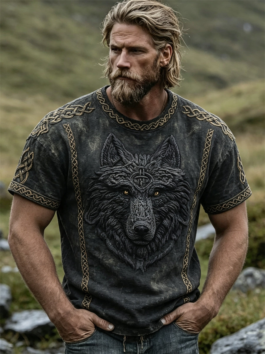 Herrlig vintage-T-shirt med vargmotiv, Fenrir, vikingar och keltiskt knutmönster, korta ärmarna
