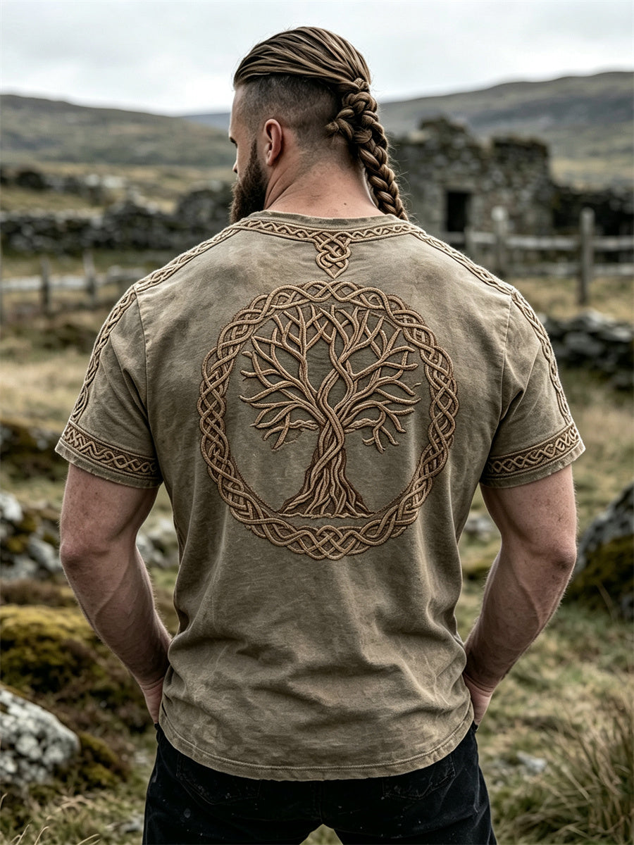 Mansvintage t-shirt med vikingatema, livets träd och keltiskt knutmönster, korta ärmarna