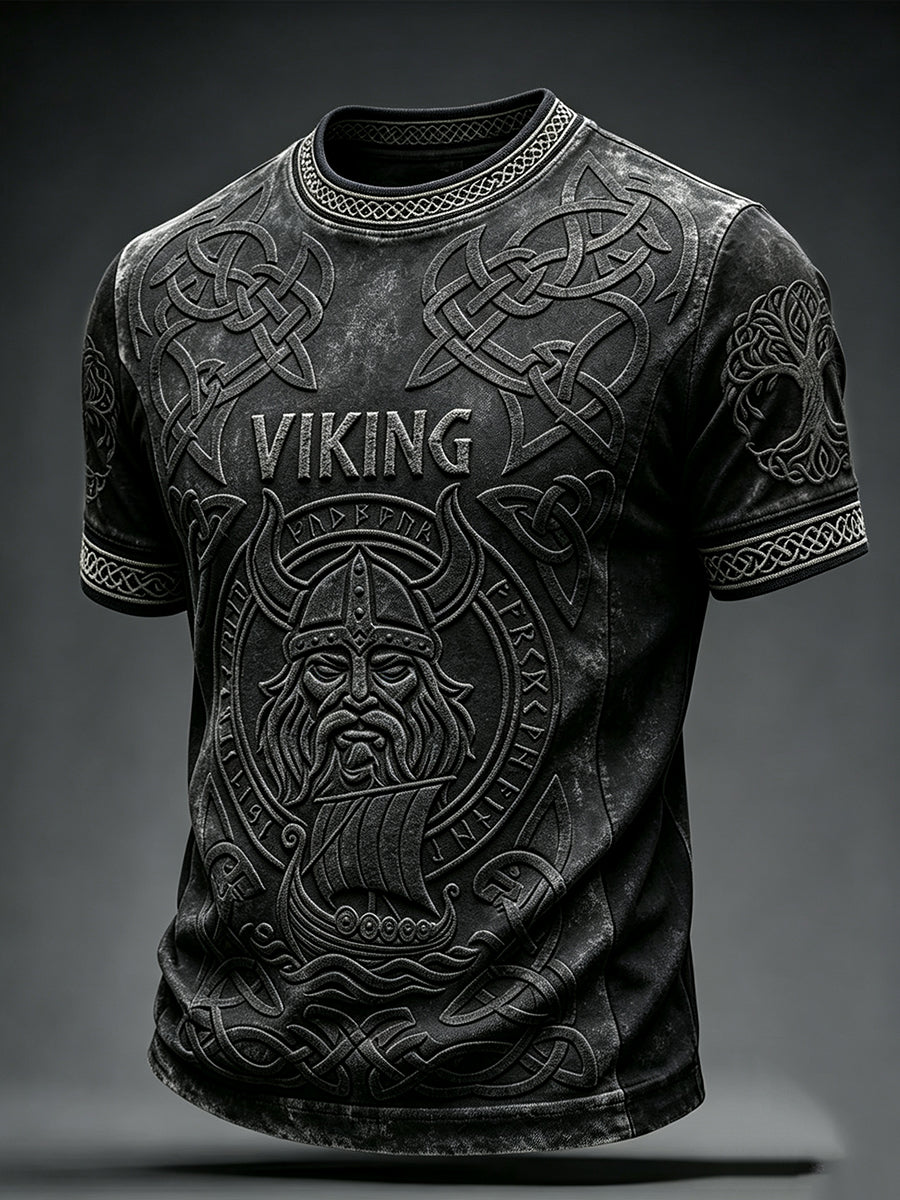 Herrtröja med vikingainspirerad, keltiskt tryckt kortärmad design