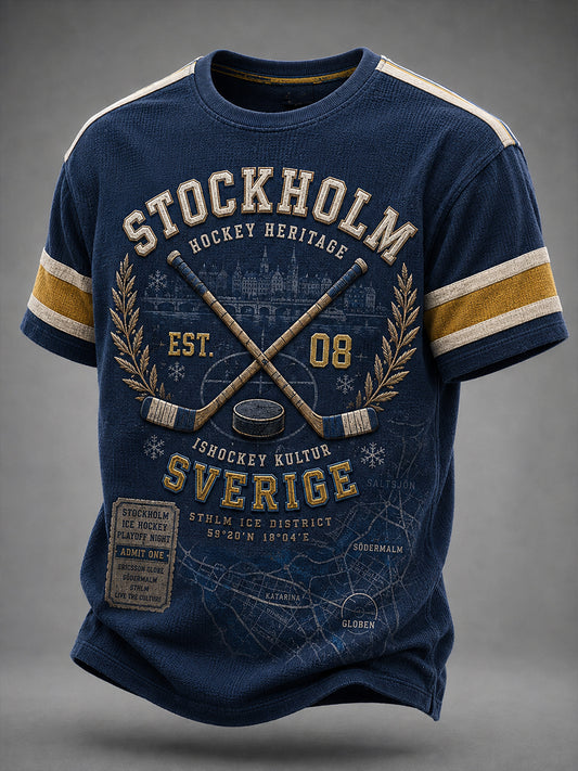 Herrtröja i vintagestil från Stockholm, Sverige, med korta ärmar och ishockeymotiv